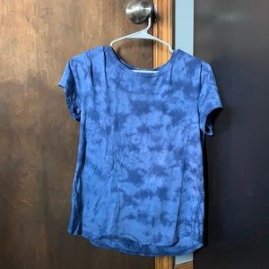 Women’s Old Navy Blue Patterned Tee